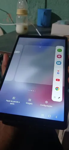 Tablet A9 lit