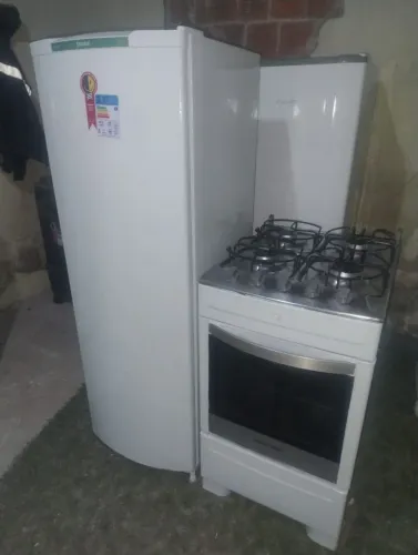 GELADEIRA E FOGÃO 
