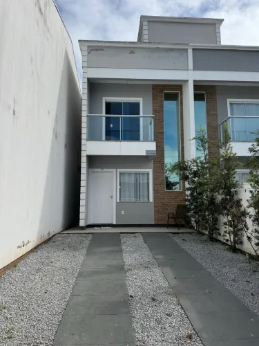 Sobrado com piscina - Bela Vista Palhoça 