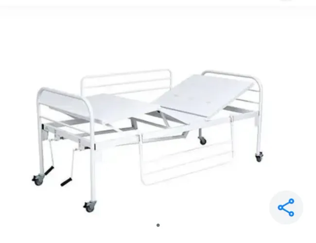 Cama hospitalar com apenas 3 dias de uso