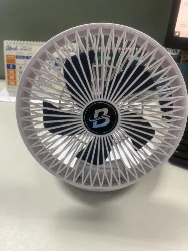 Mini ventilador de mesa