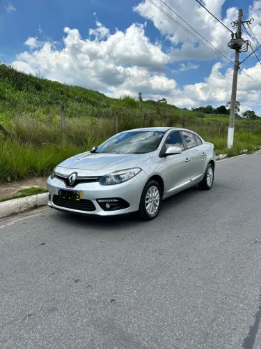 Renault Fluence Sed. Dynamique 2.0 16V Flex Mec. 2015