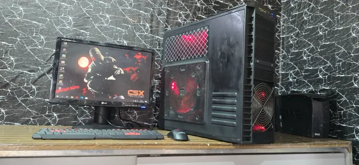 VENDO/TROCO PC GAMER + 100 JOGOS/ I3 2120/ 8GB RAM/ 500GB HD/ TELA 20 POL