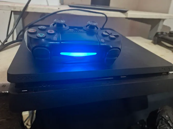 Ps4 slim