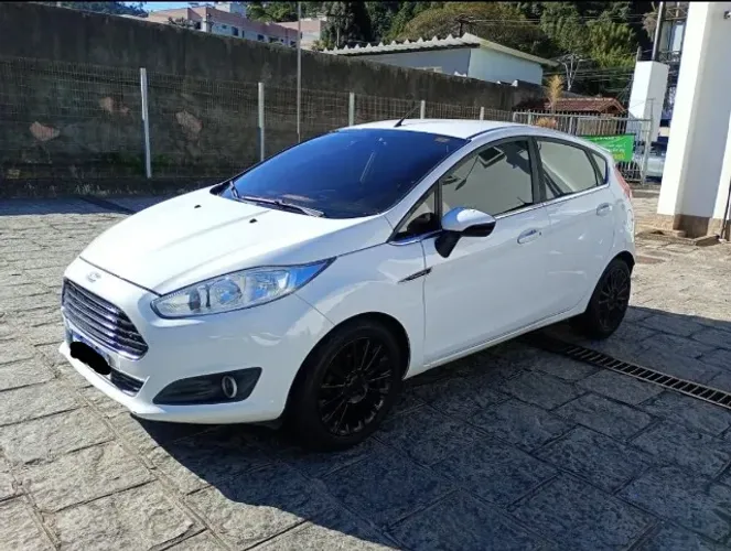 Ford Fiesta Tit./tit.plus 1.6 16V Flex Aut. 2015
