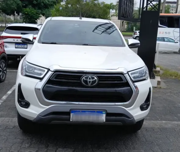 Toyota Hilux CD SRX 4X4 2.8 TDI 16V Diesel Aut. 2021