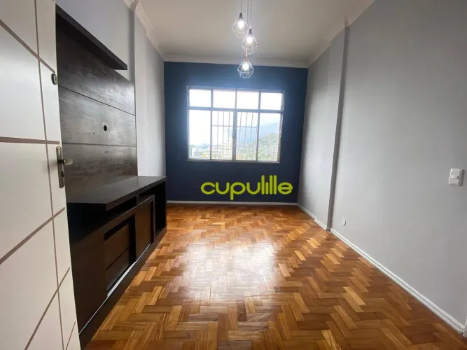 Apartamento com 2 dormitórios para alugar, 50 m² por R$ 2.644,51/mês - Centro - Niterói/RJ