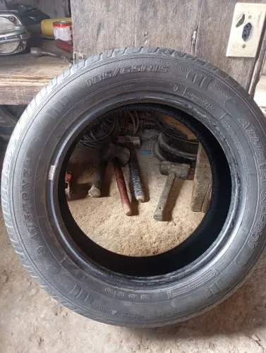 Pneus 185/65 r15