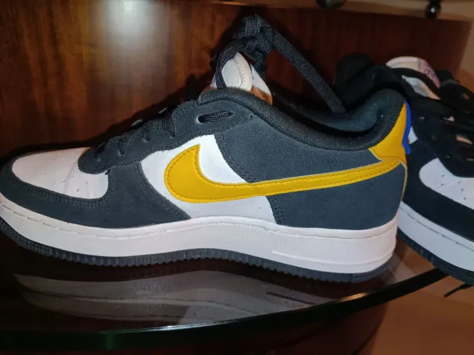  Nike Air Force 1 Low GS Athletic Club 37 Black University Gold