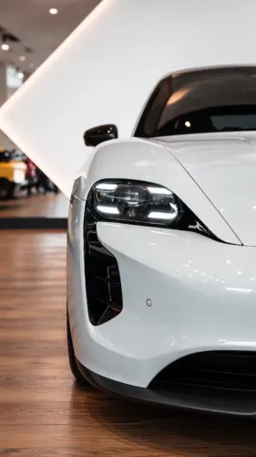 Porsche Taycan GTS (elétrico) 2022