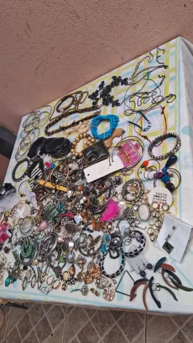 Lote de bijuterias variedades