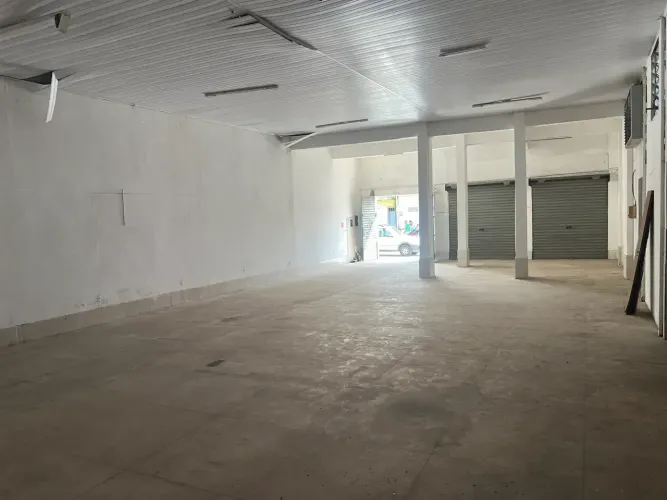 ALUGA-SE GALPÃO COMERCIAL  PONTA GROSSA