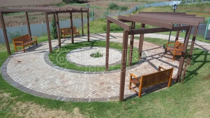 Venda de Terreno no Condomínio Riviera Village em Cravinhos