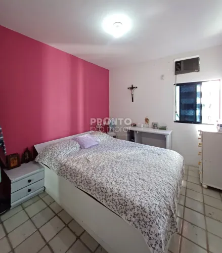 Apartamento com 3 quartos em Boa Viagem