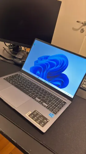 Samsung Galaxy Book 4