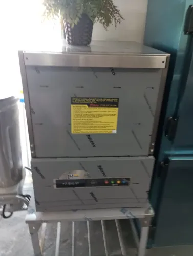 NZ. Lavadora de louças industrial NETTER
