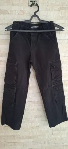Calça Gargo preta Tam 08