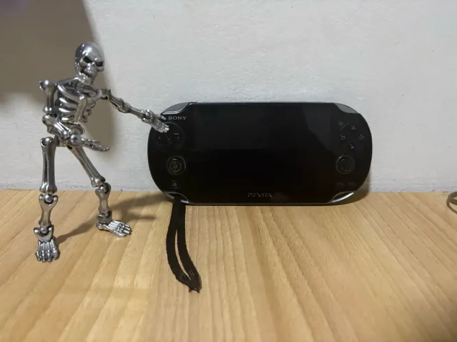 Psvita fat com defeito no analógico 