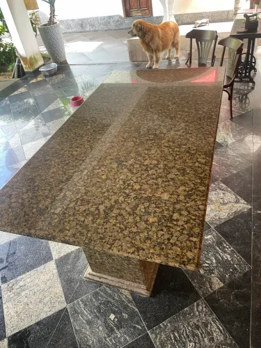 Mesa de granito 