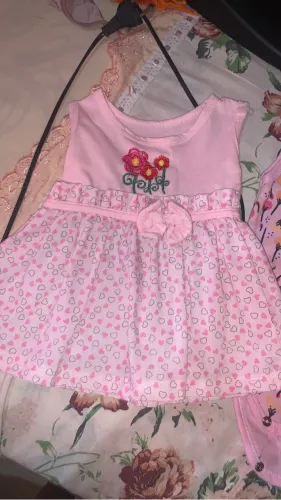 Roupas de menina