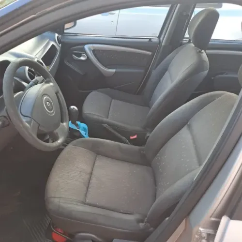 Renault Logan Expression Hi-flex 1.6 8V 4P 2011