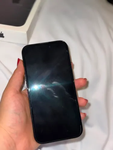 iPhone 16 normal 