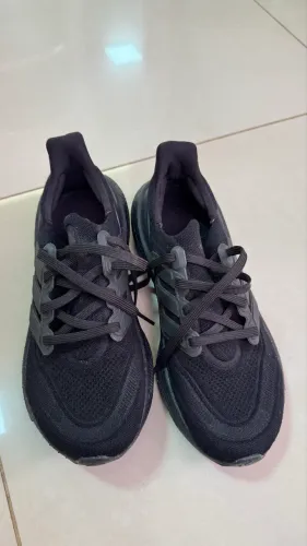 Tenis Adidas