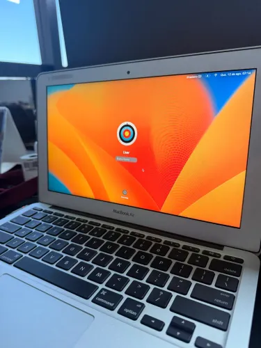 MacBook Air Mid 2011