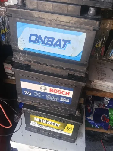 Bateria carro semi nova