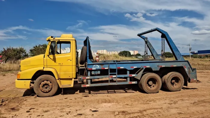 Caminhao Mercedes 1218