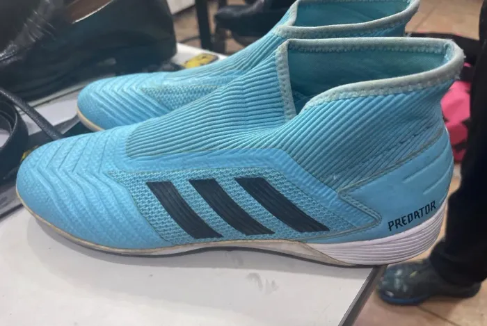 Chuteira adidas Predator 19.3 Society