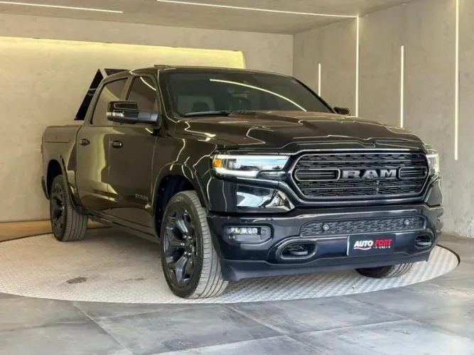 Ram 1500 Limited 5.7 CD 4X4 Aut. 2023