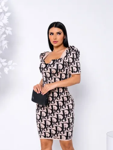 vestido em tricô modal bege