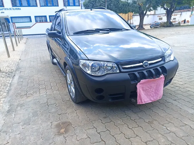 Fiat Strada Trekking 1.4 MPI Fire Flex 8V CE 2008