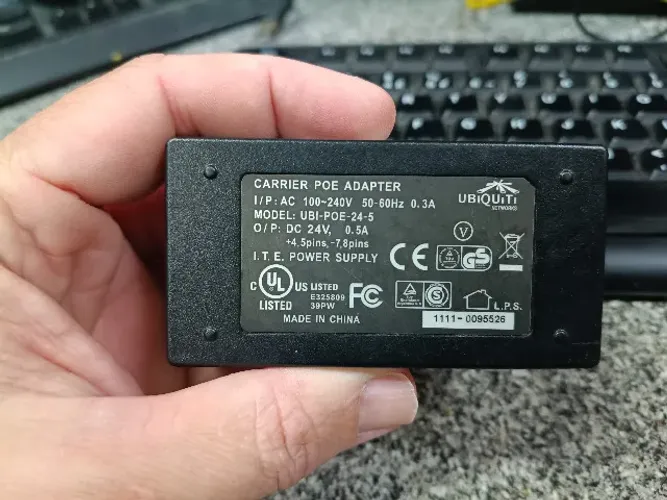 Fonte Ubiquit POE 24v 10/100