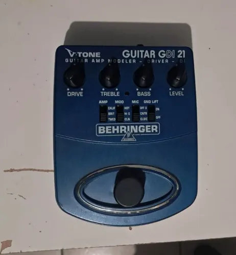 Pedal Pré Amp Behinger GDI21