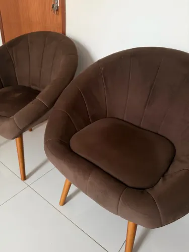 Cj 4 poltronas