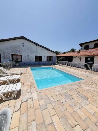 Alugo loft pé na areia na praia do peró