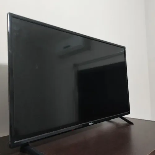 Vendo televisão Philco LED 32 polegadas - USADA