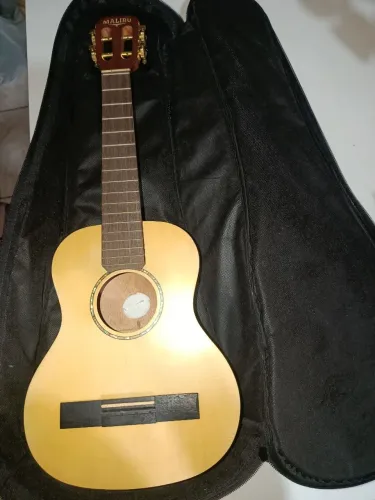 Cavaquinho Malibu
