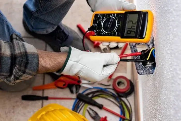 Eletricista de Urgência DF - Disjuntor Desarmando? (Chego Rápido)