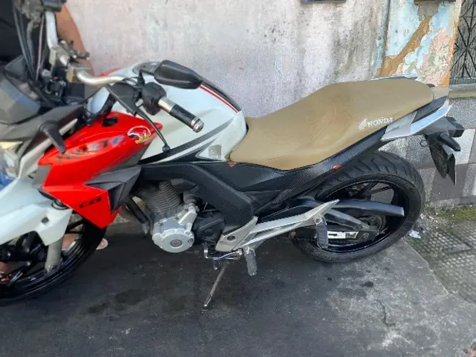 Vende-se Honda Twister