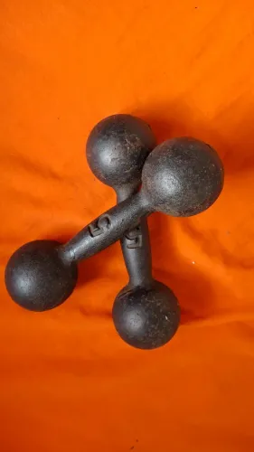 Par de Halteres de Ferro Fundido 5kg (Total 10kg)