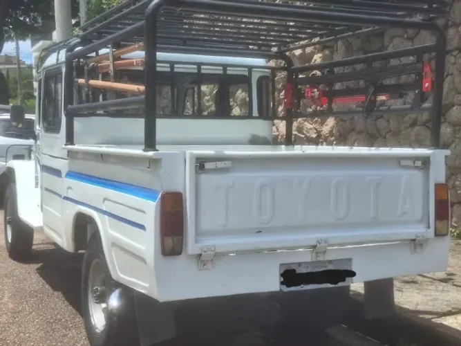 Toyota Band.Picape CD 2P Chassi Longo Diesel 1992