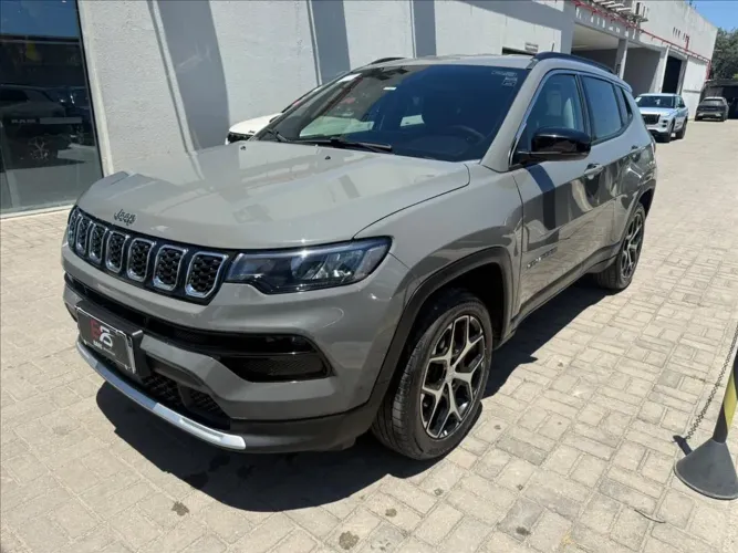 Jeep Compass Long. T270 1.3 TB 4X2 Flex AUT 2026