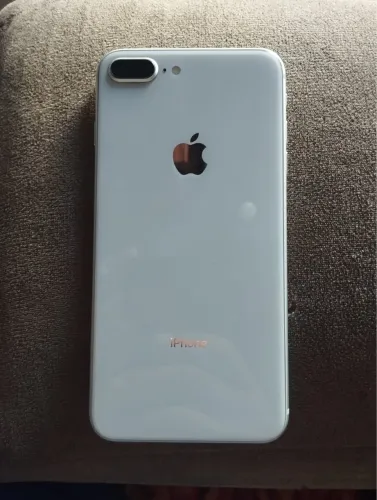 iPhone 8 Plus