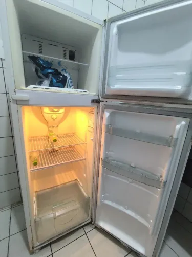Geladeira consul 330 litros 