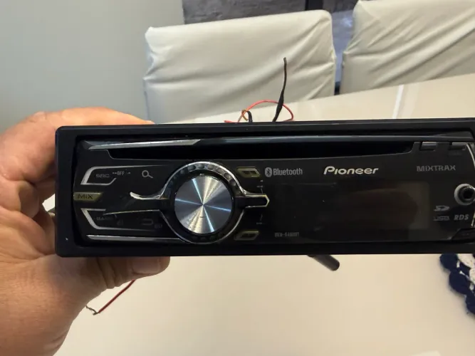 Rádio Automotivo Pioneer Golfinho DEH-6480BT Bluetooth USB AUX