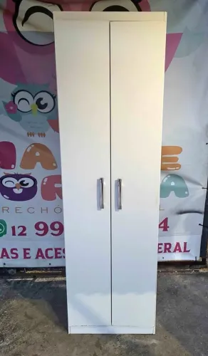 Armário Multiuso em Excelente Estado
