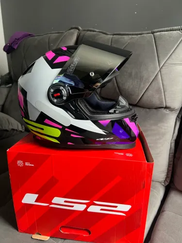 Capacete Ls2 novo